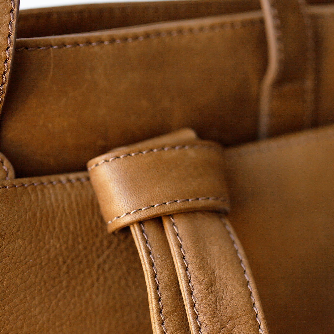 Stone Mountain Leather Shoulder Bag Tan Camel Purse Zippered Handbag